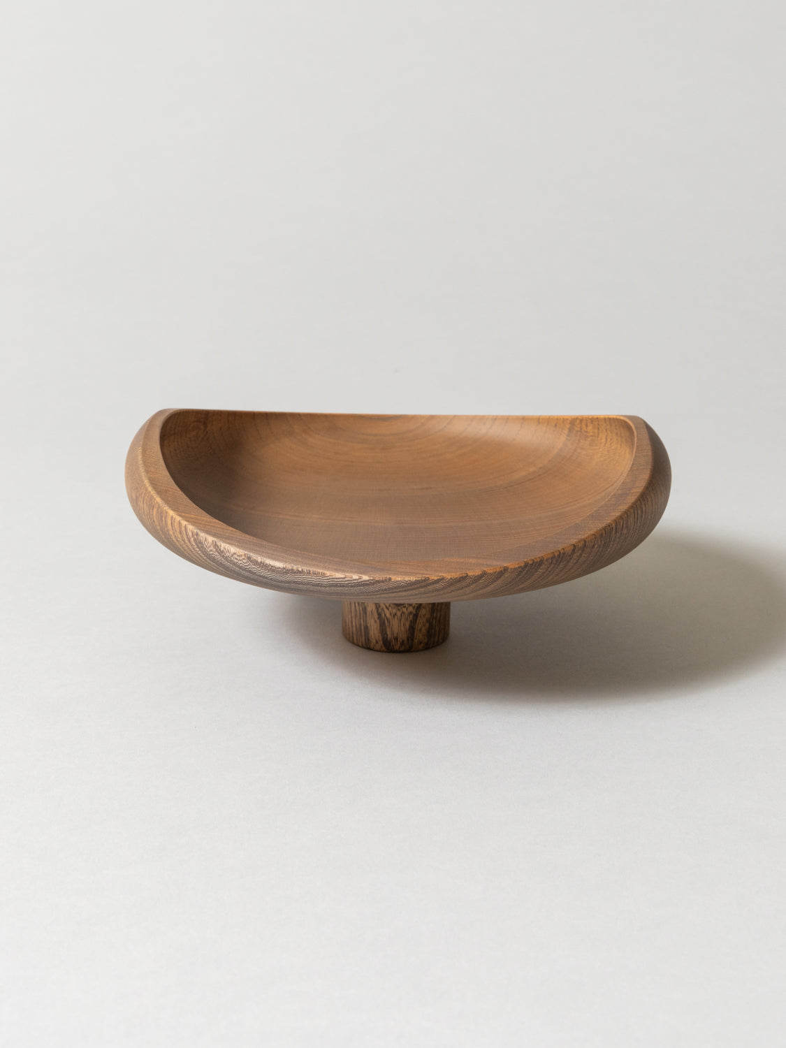 AEKA Object Footed Flat Bowl, Smoky Grey