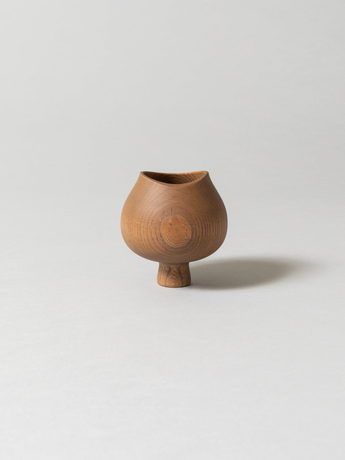 AEKA Object Footed Vase, Smoky Grey