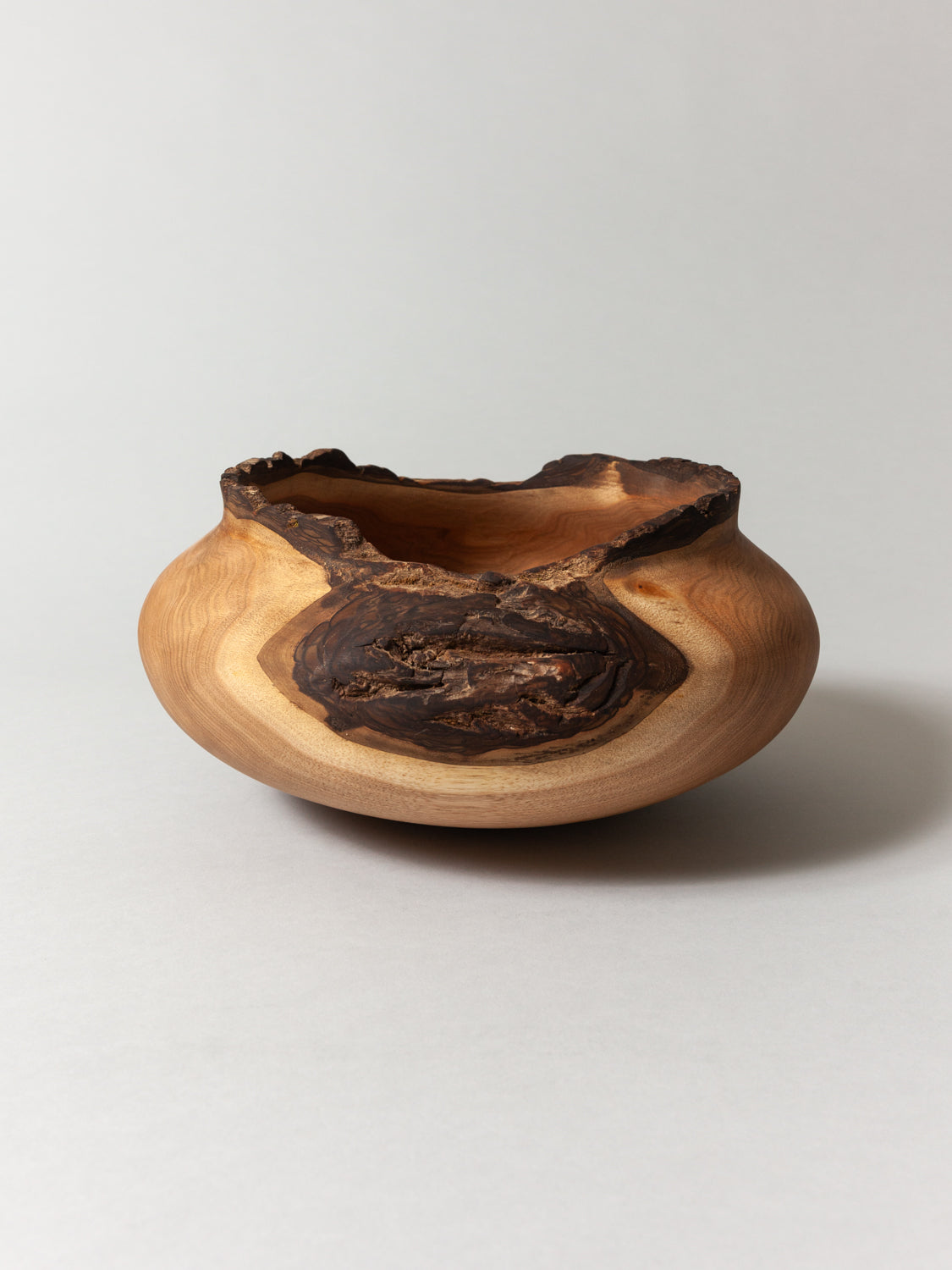 Usuda Wooden Bowl - Walnut #4