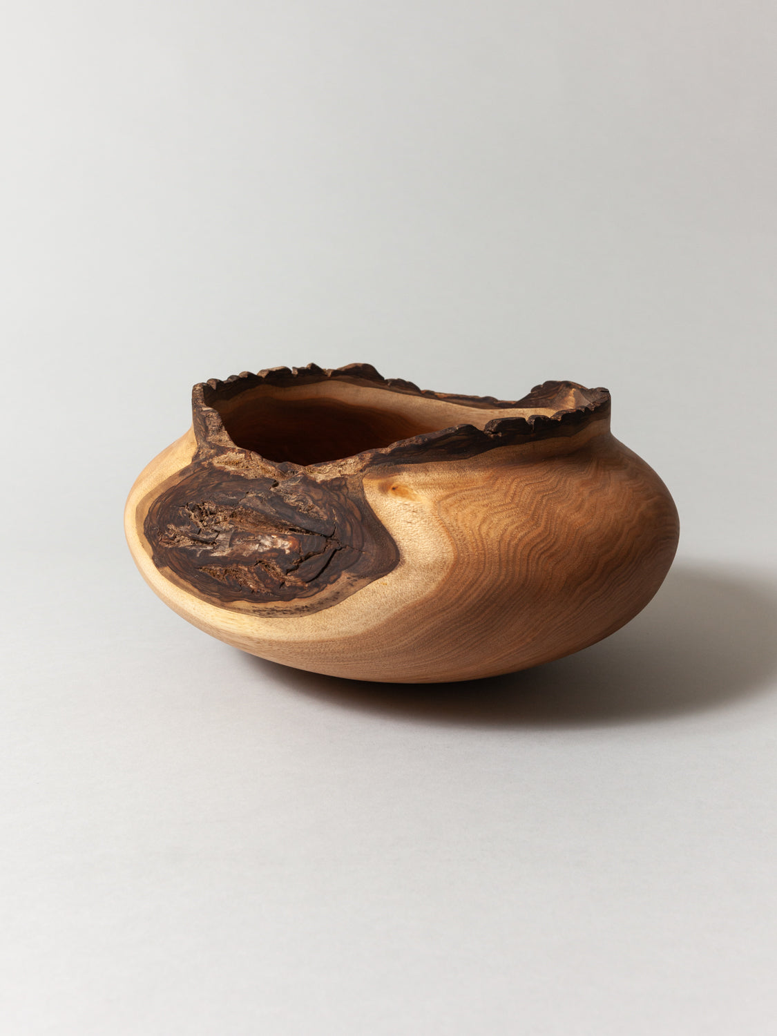 Usuda Wooden Bowl - Walnut #4