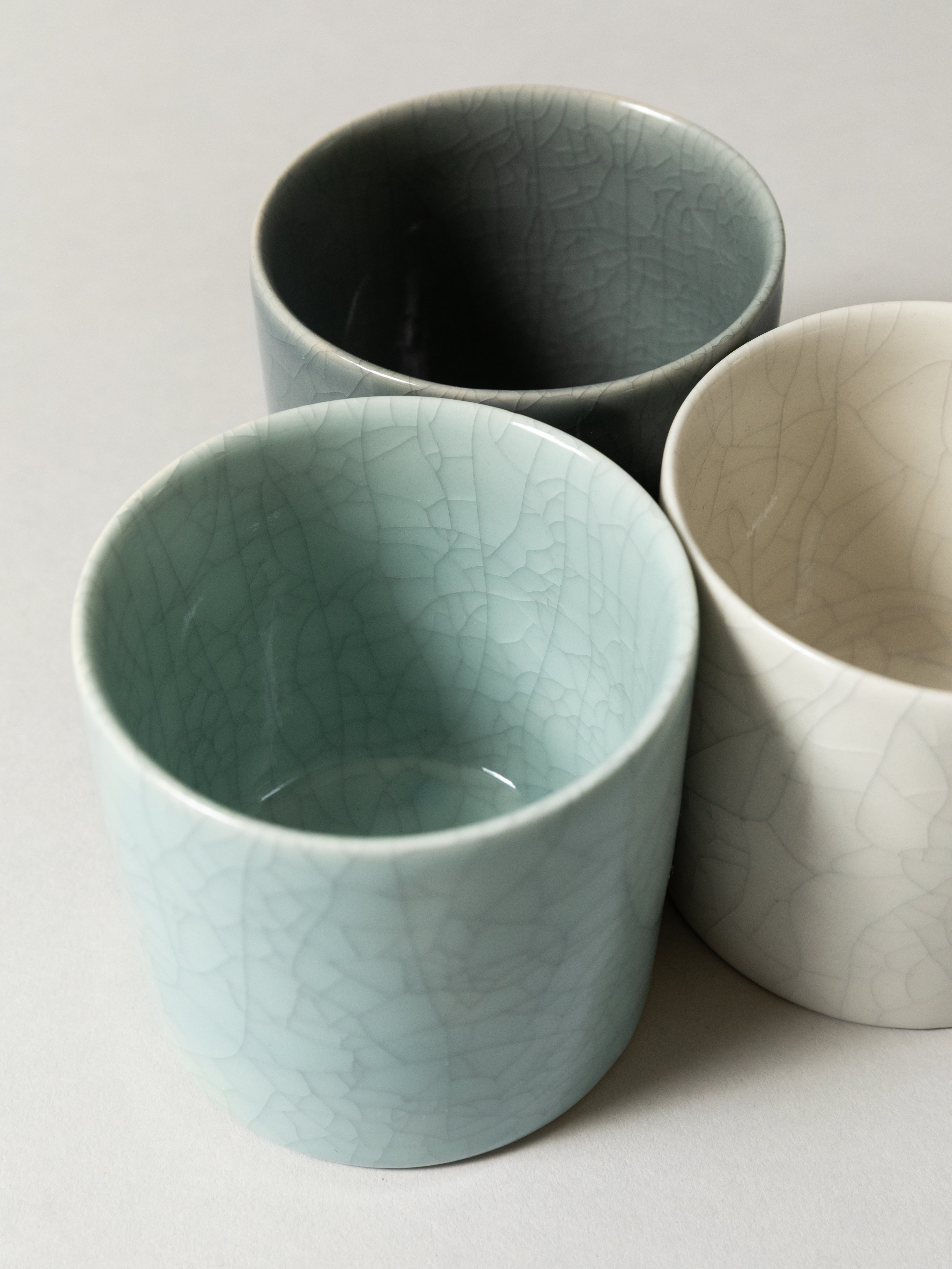 Nankei Banko Yaki Crackle Tea Cup