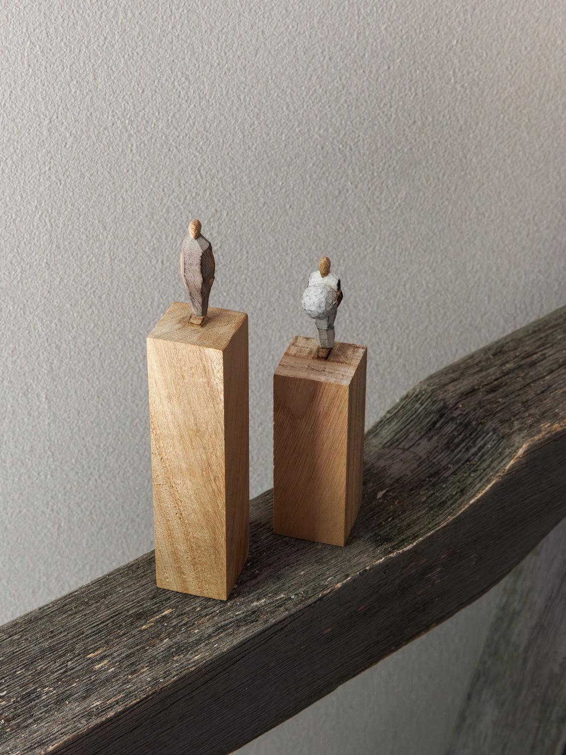 Olectronica Wooden Statuette - Natural