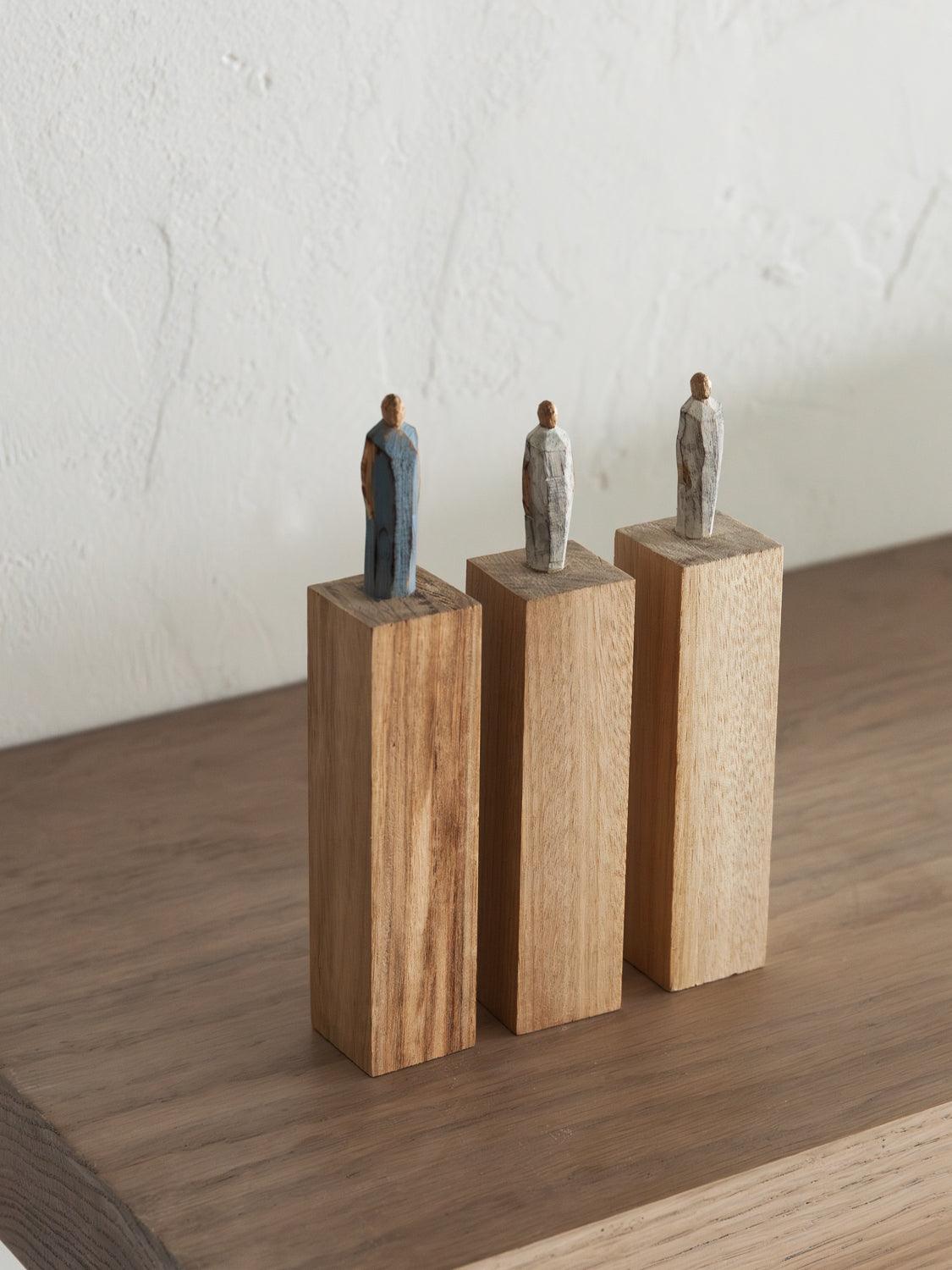Olectronica Wooden Statuette - Natural