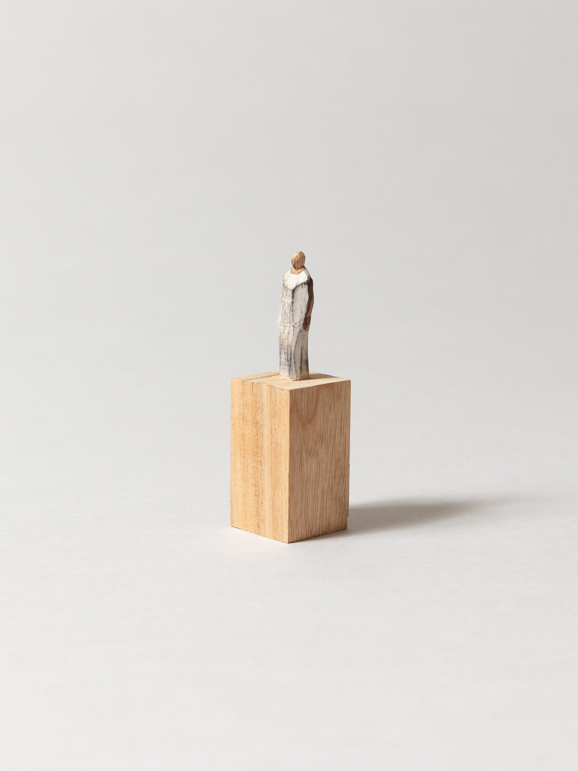 Olectronica Wooden Statuette - Natural