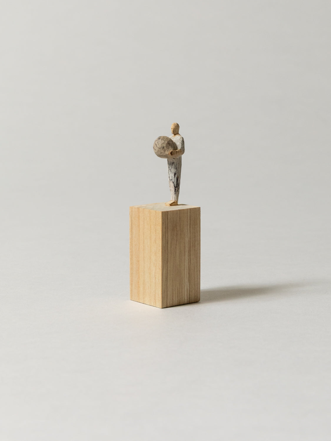 Olectronica Wooden Statuette - Natural
