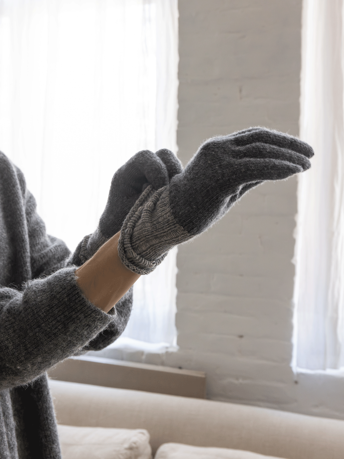 Recycled Wool Gloves - Charcoal