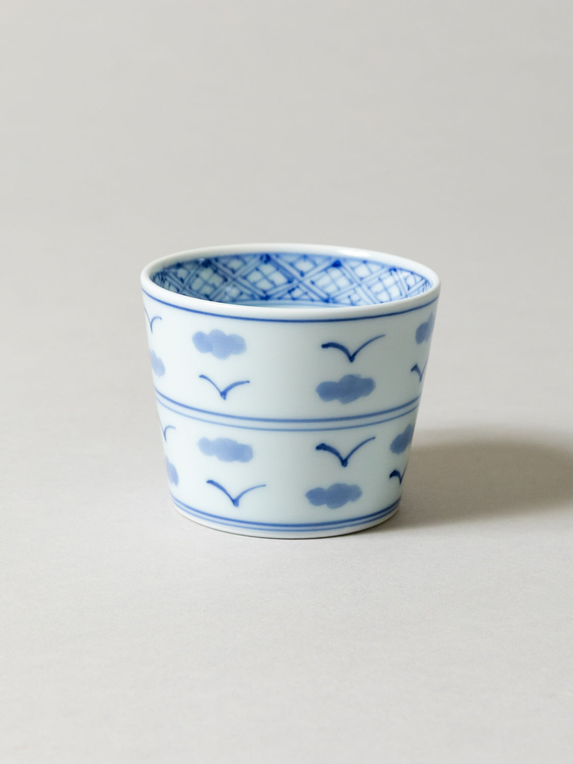 Sometsuke Choko Cup - Hawk in Clouds