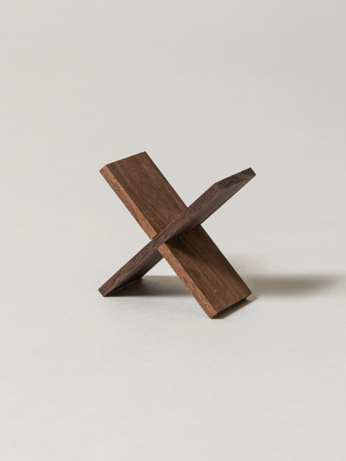 Sola Cube Stand