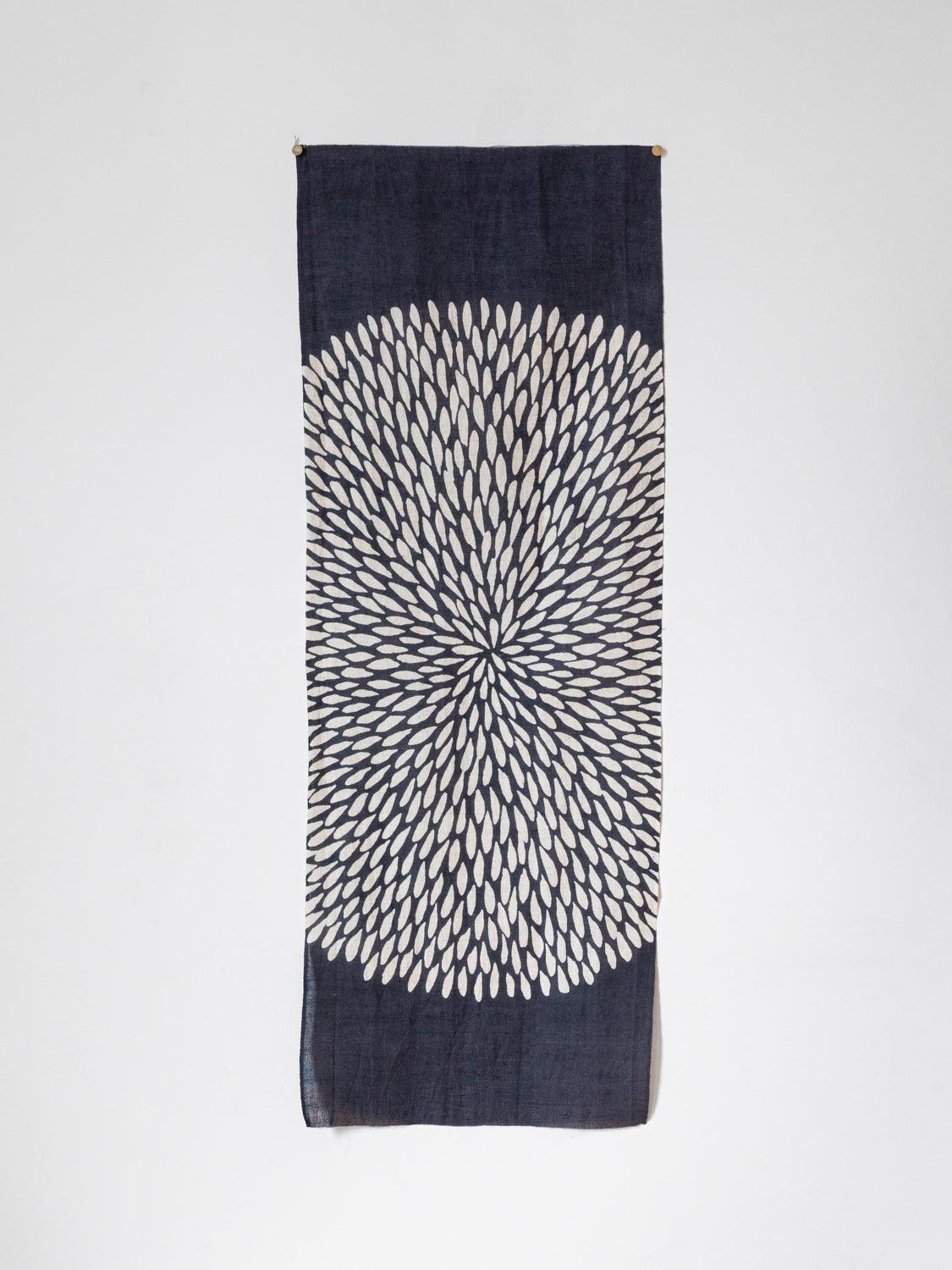 Kamawanu Tenugui - Chrysanthemum