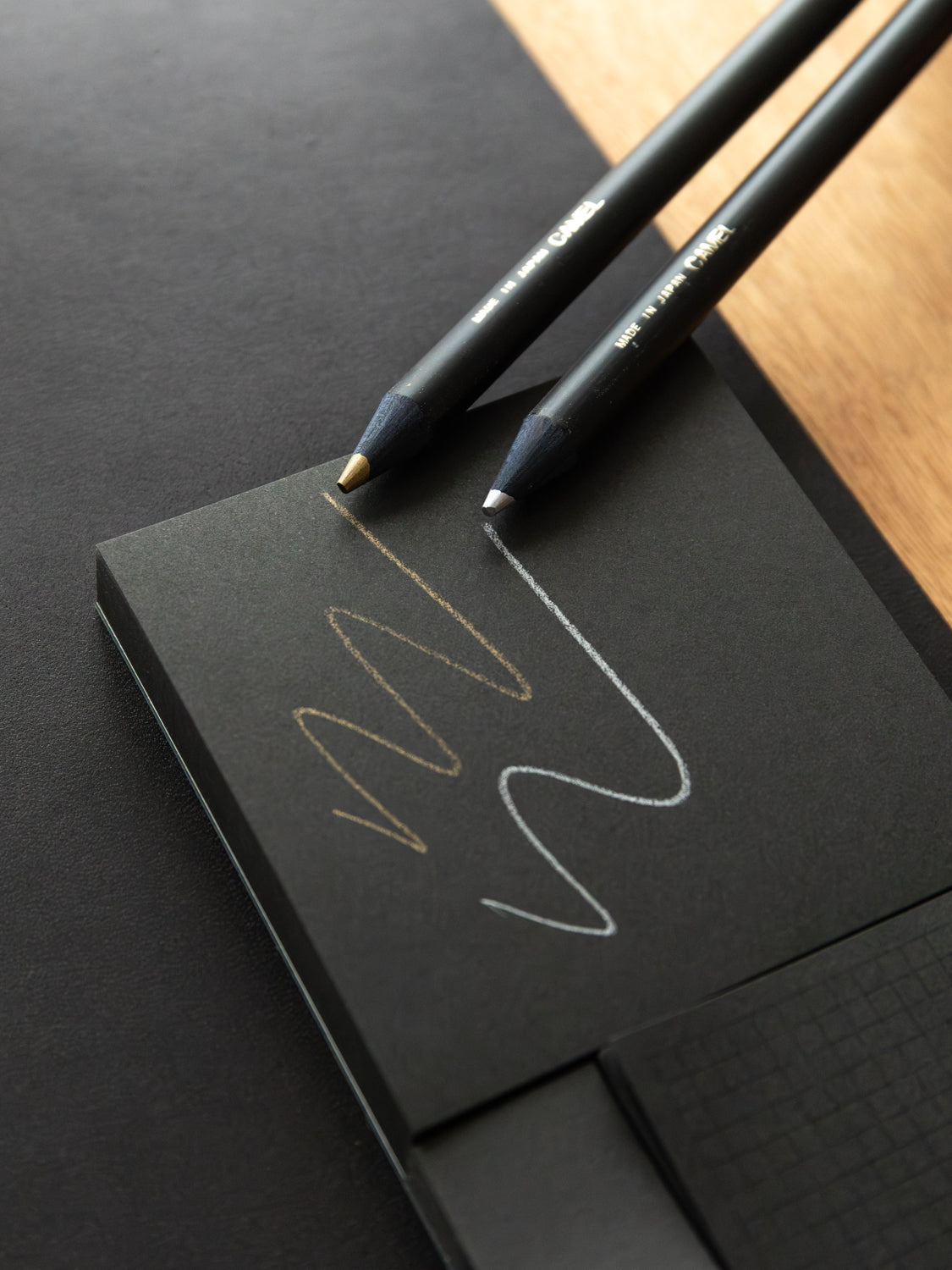 CDT Black Adhesive Memo Pad