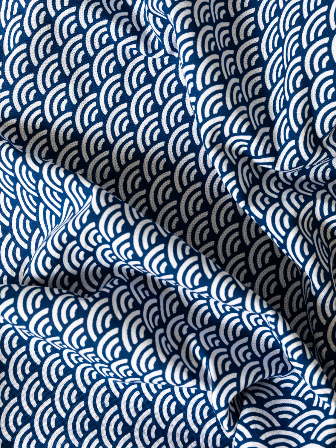 Kamawanu Tenugui - Blue Waves