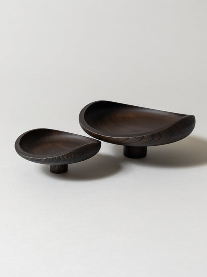 AEKA Object Footed Flat Bowl, Black
