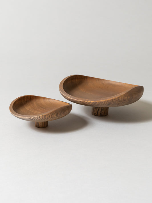AEKA Object Footed Flat Bowl, Smoky Grey