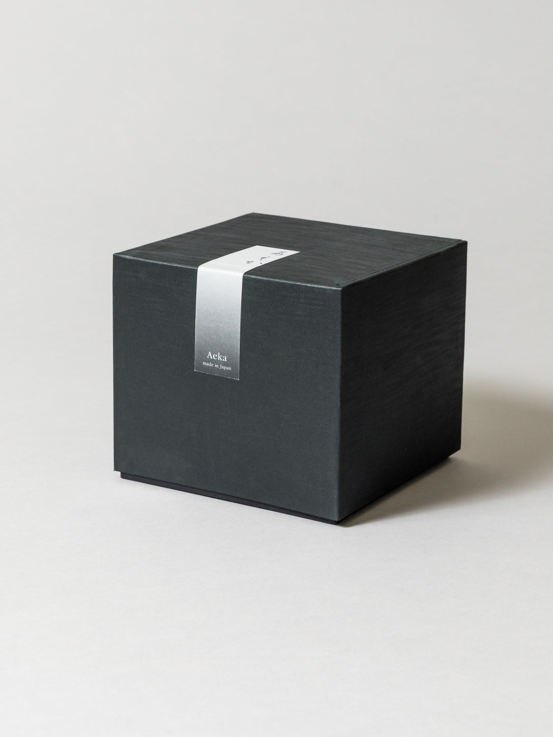 AEKA Object Footed Vase, Smoky Grey