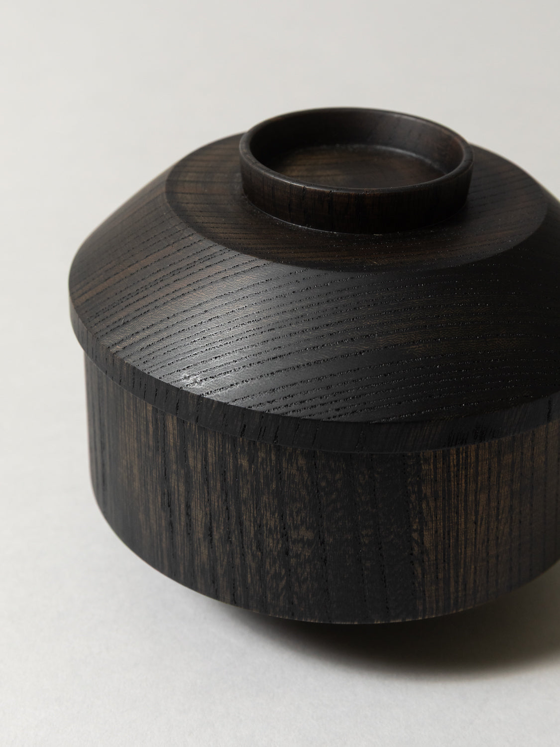 Tsumugi Wooden Bowl with Lid - Mentsuu (Black)