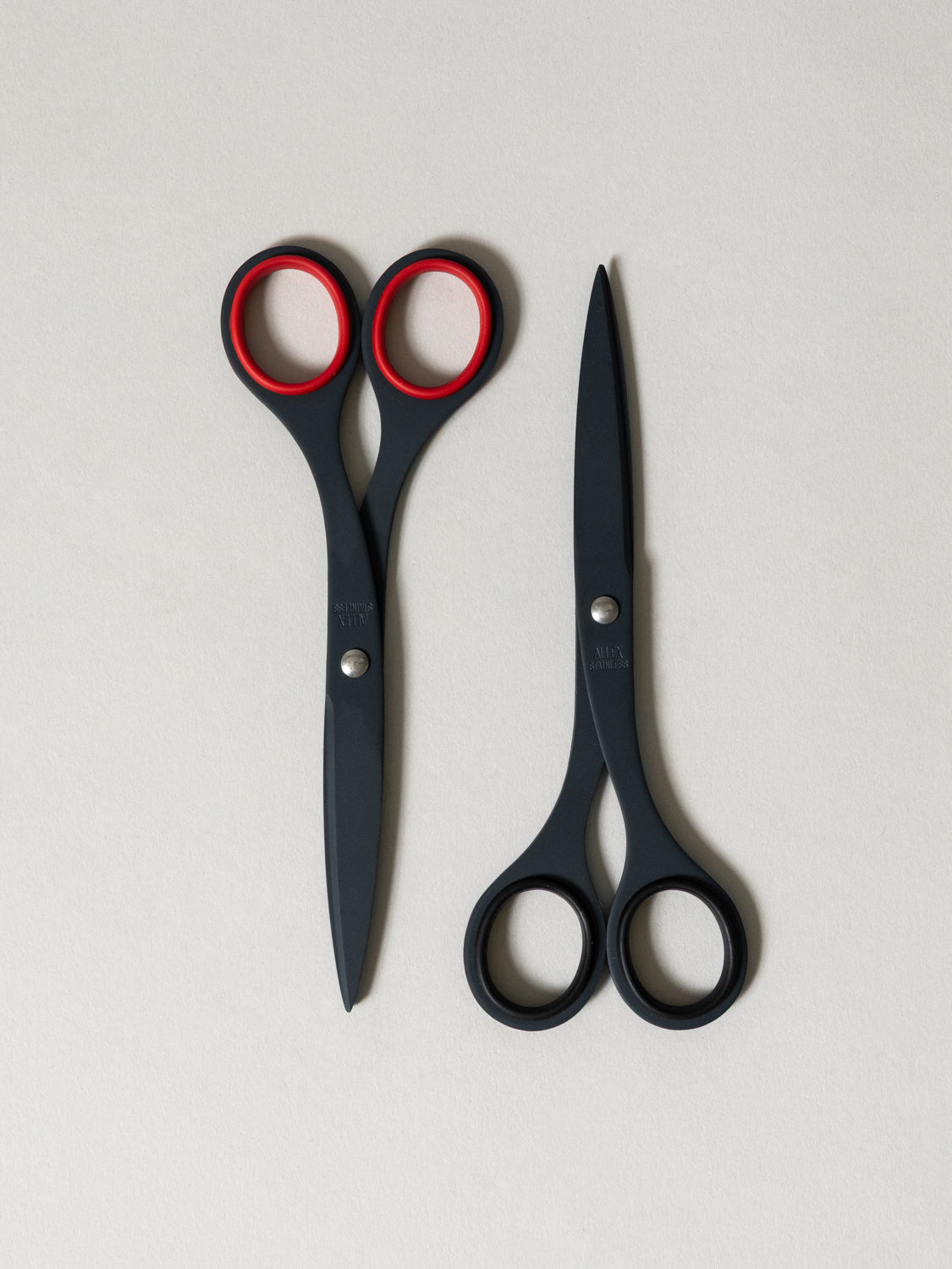 FROM SCRATCH asimocrafts motto_kuma_a 黒 Allex Matte Black Stainless Steel Scissors – rikumo