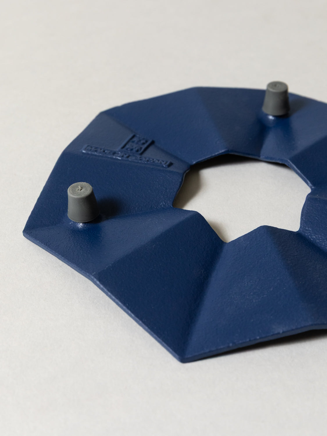 Iwachu Cast Iron Trivet - Origami Blue