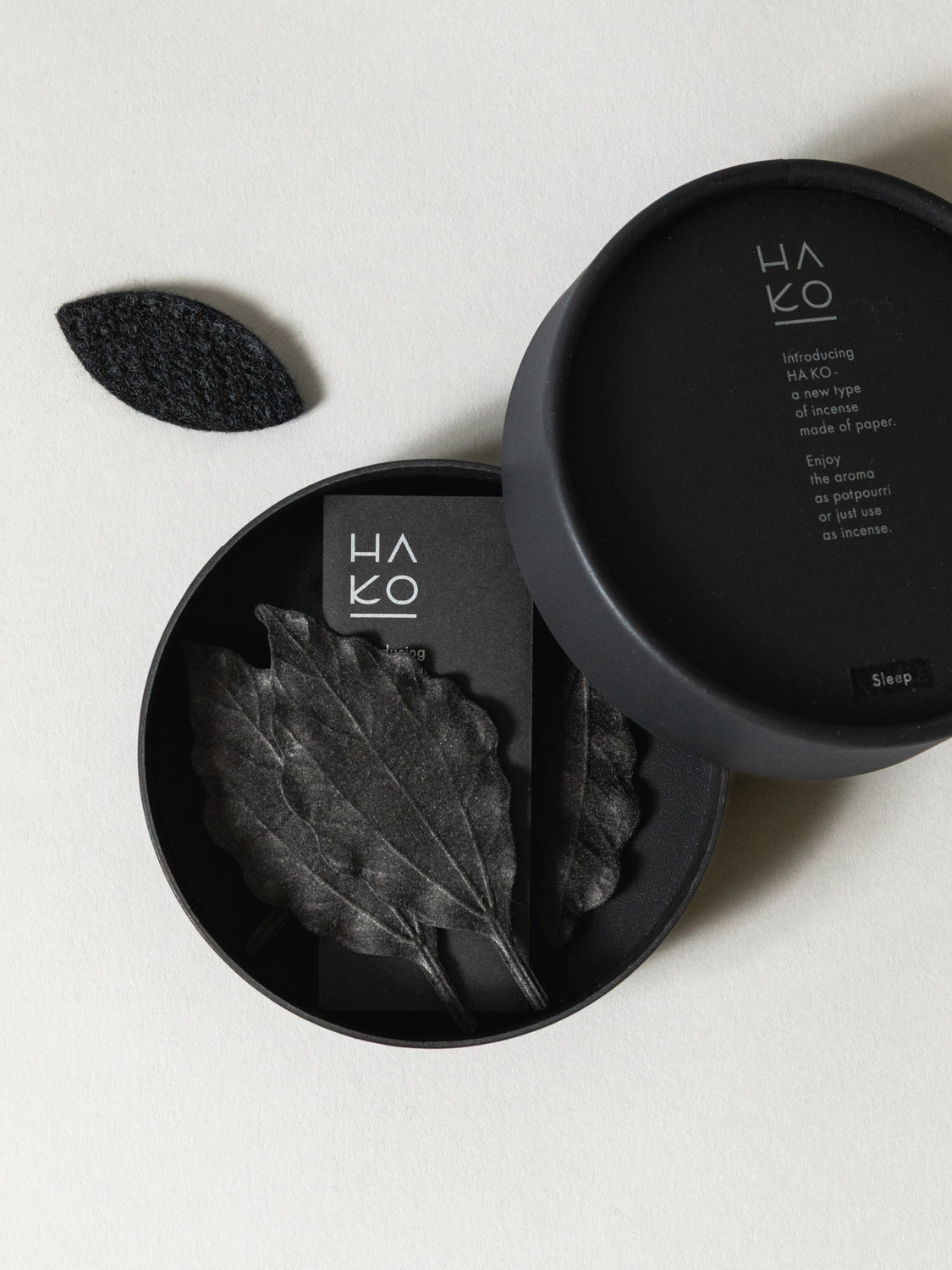 HA KO Paper Incense - Black, Set of 6