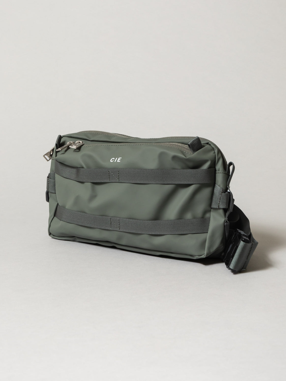 CIE Grid3 2-Way Sling Bag