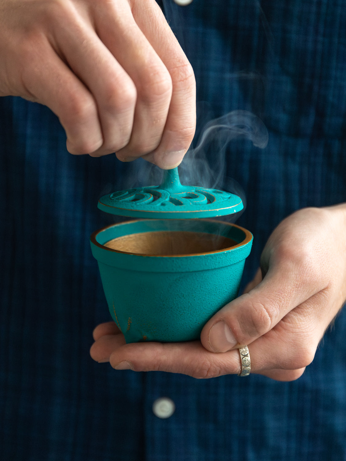 Wave Incense Holder