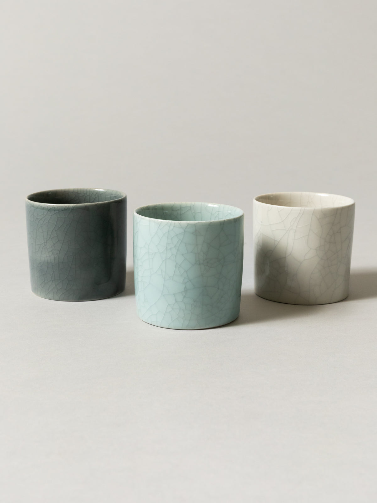 Nankei Banko Yaki Crackle Tea Cup