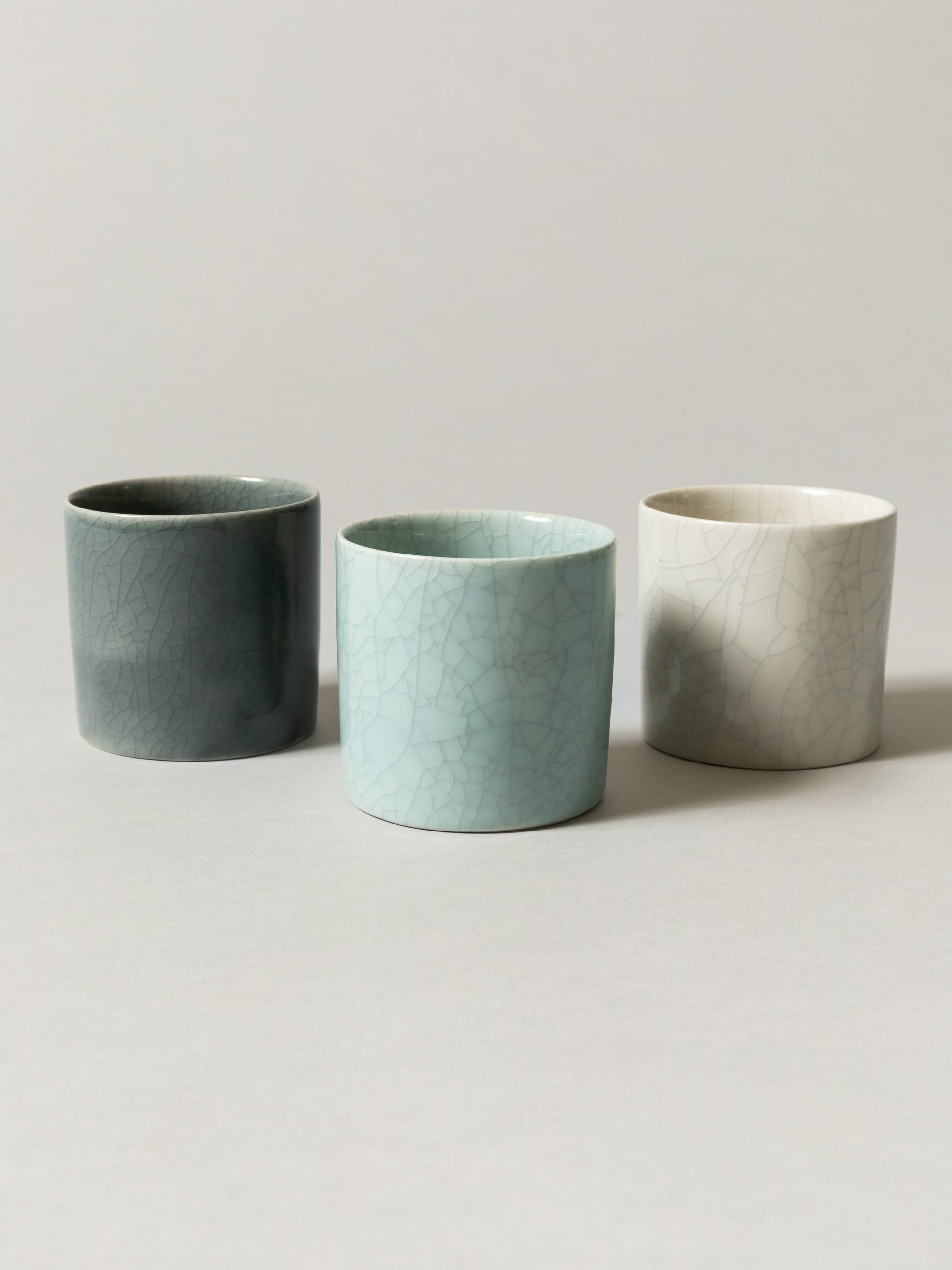 Nankei Banko Yaki Crackle Tea Cup