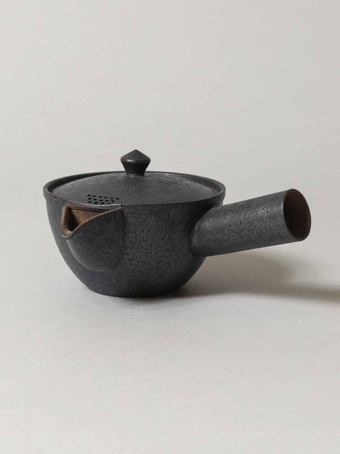 Nankei Banko Yaki Teapot