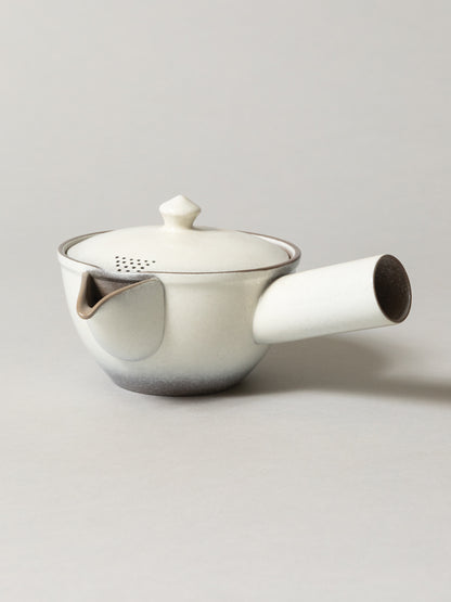 Nankei Banko Yaki Teapot