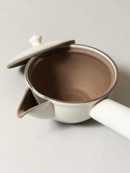 Nankei Banko Yaki Teapot