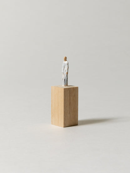 Olectronica Wooden Statuette - Natural
