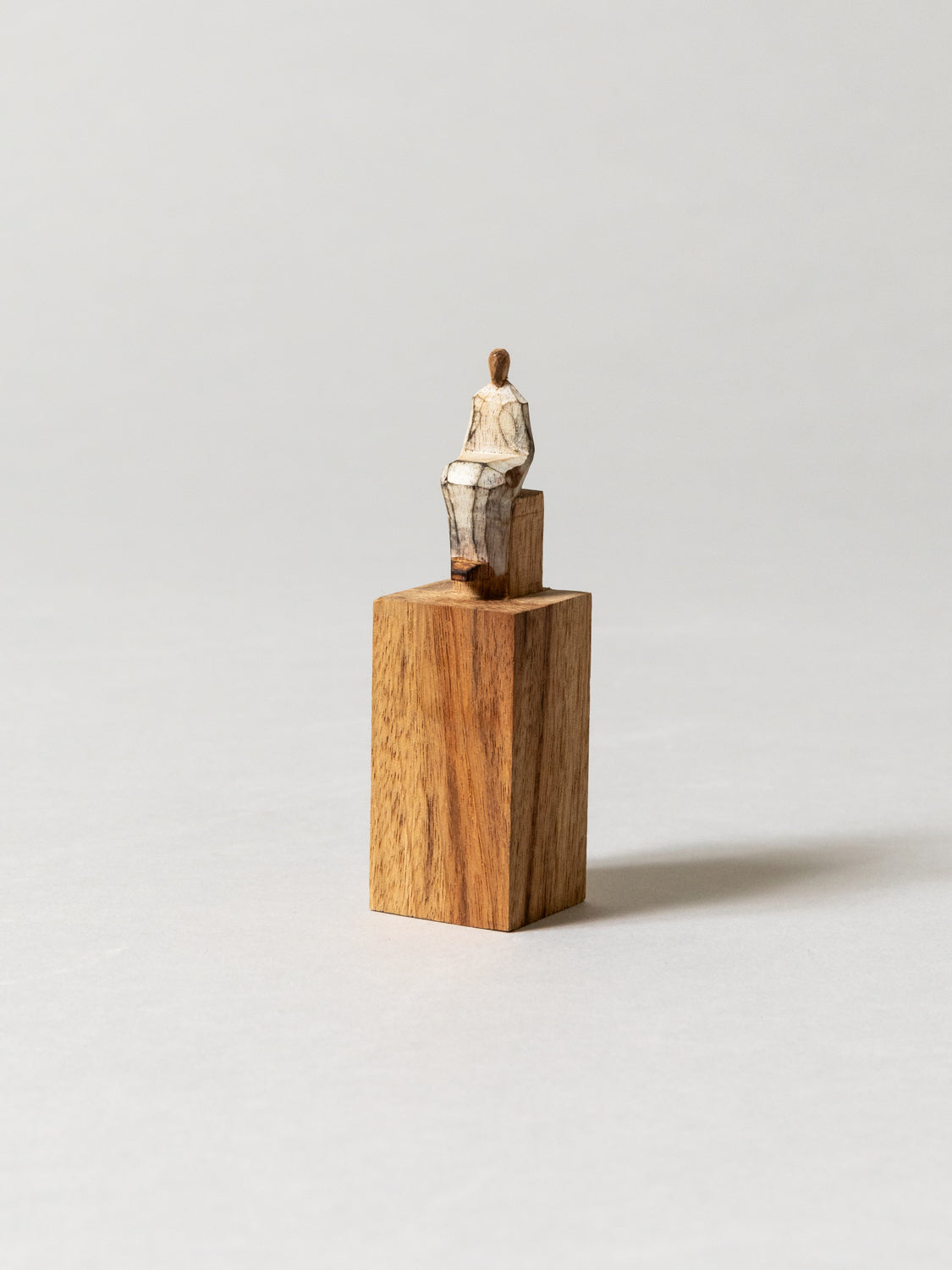 Olectronica Wooden Statuette - Natural