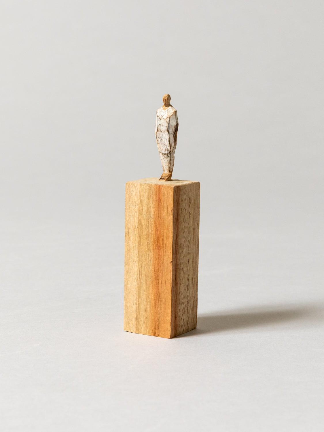 Olectronica Wooden Statuette - Natural