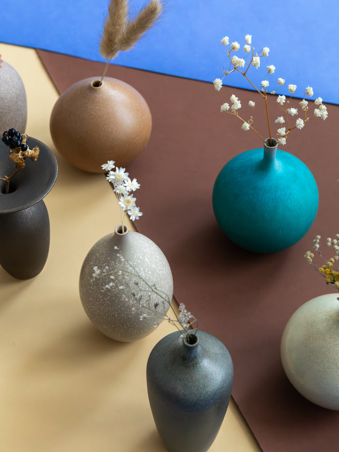 Vase and Dried Flower - Almond Green × Statice