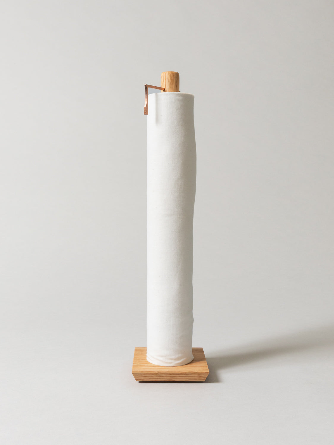 SA SA SA  Sarashi Roll Stand - Oak