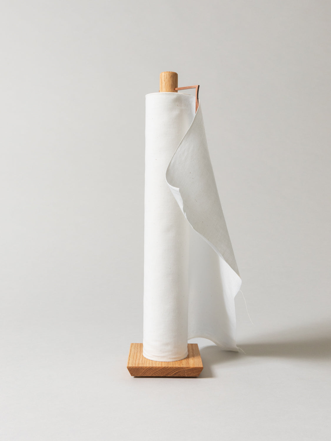 SA SA SA  Sarashi Roll Stand - Oak