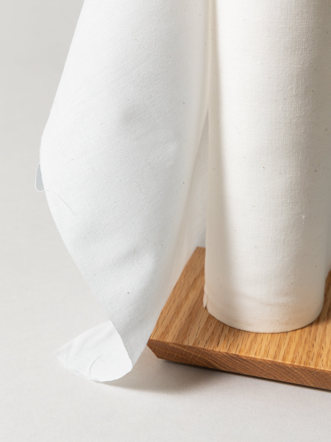 SA SA SA  Sarashi Roll Stand - Oak