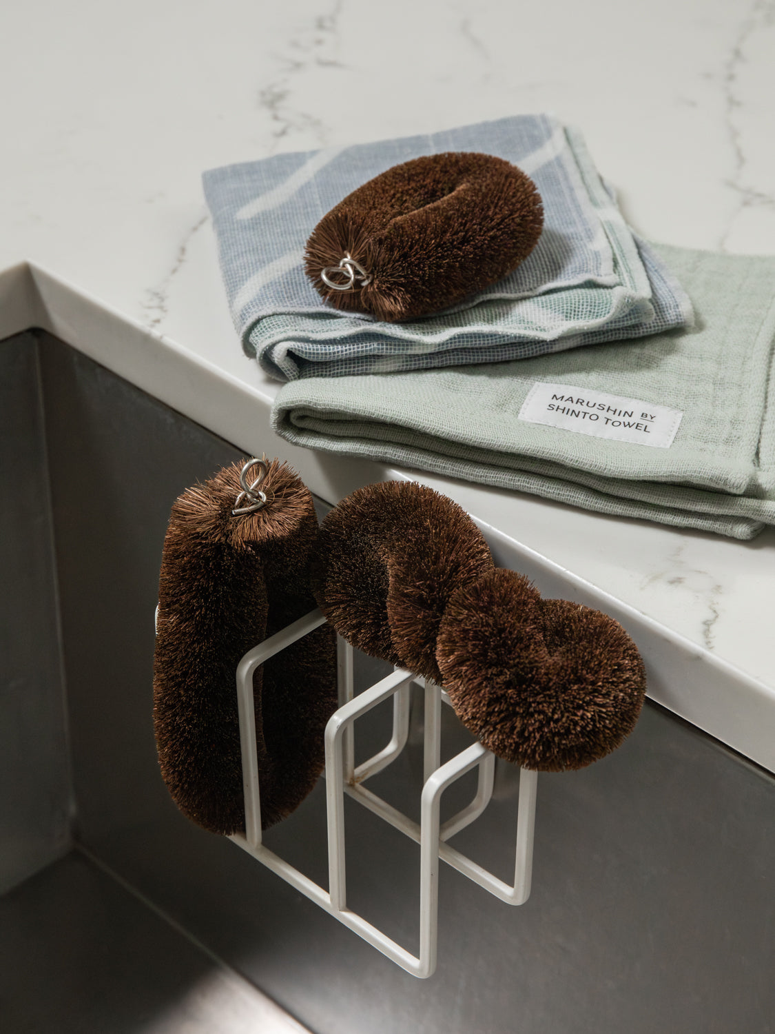 Kitayama Twist Scrub Brush