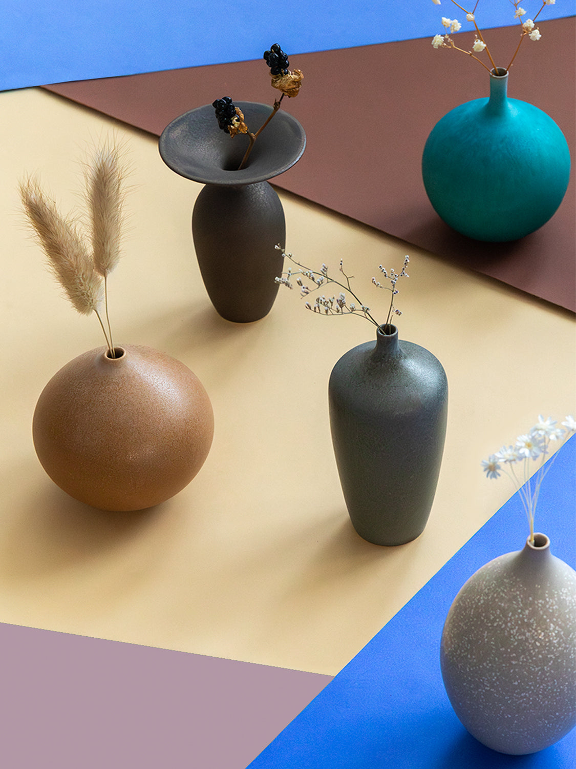 Vase and Dried Flower - Blue Jasper × Baby's-Breath