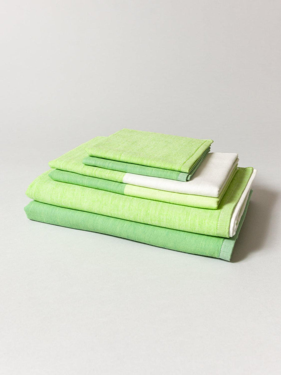 GADORO  TOUR TOWEL グリーン Towel 