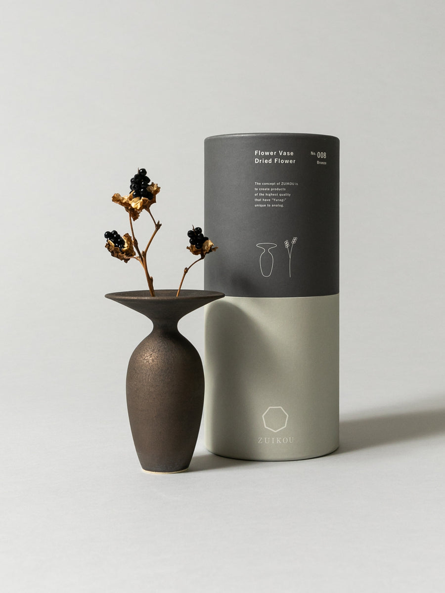 Vase and Dried Flower - Bronze × Blackberry Lily