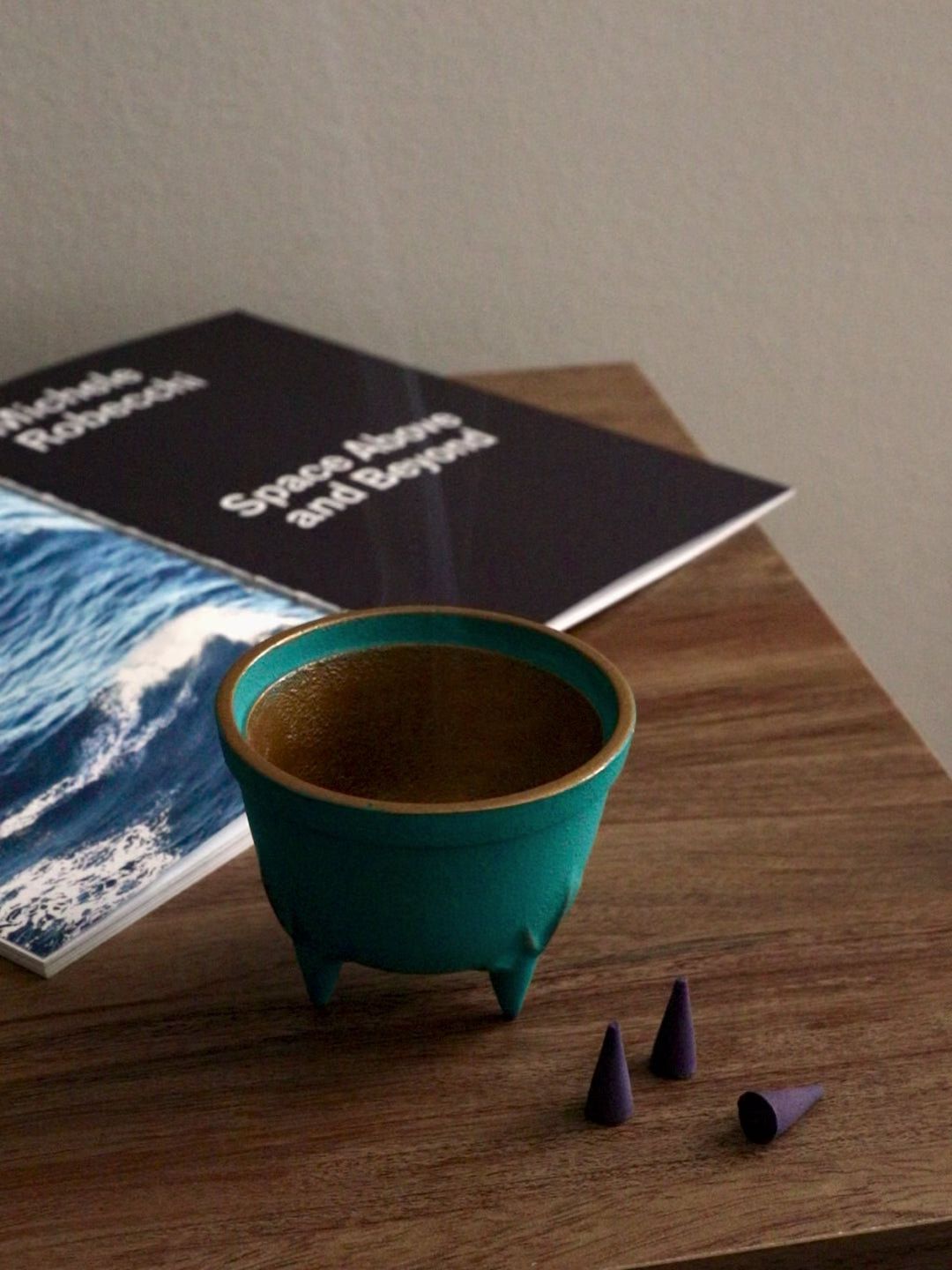 Wave Incense Holder
