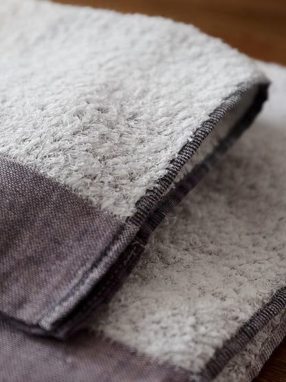 Palette Towel