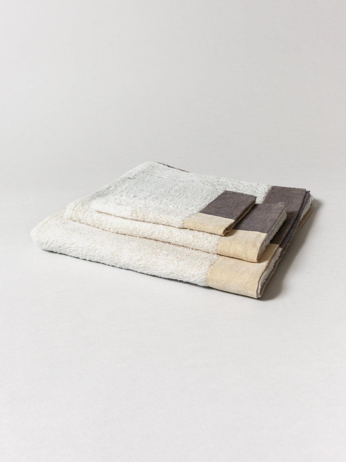 Palette Towel