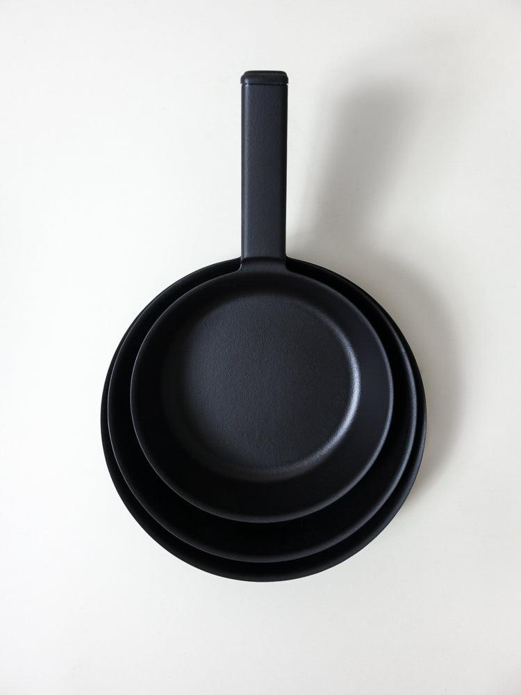 Featherweight Cast Iron Frying Pan