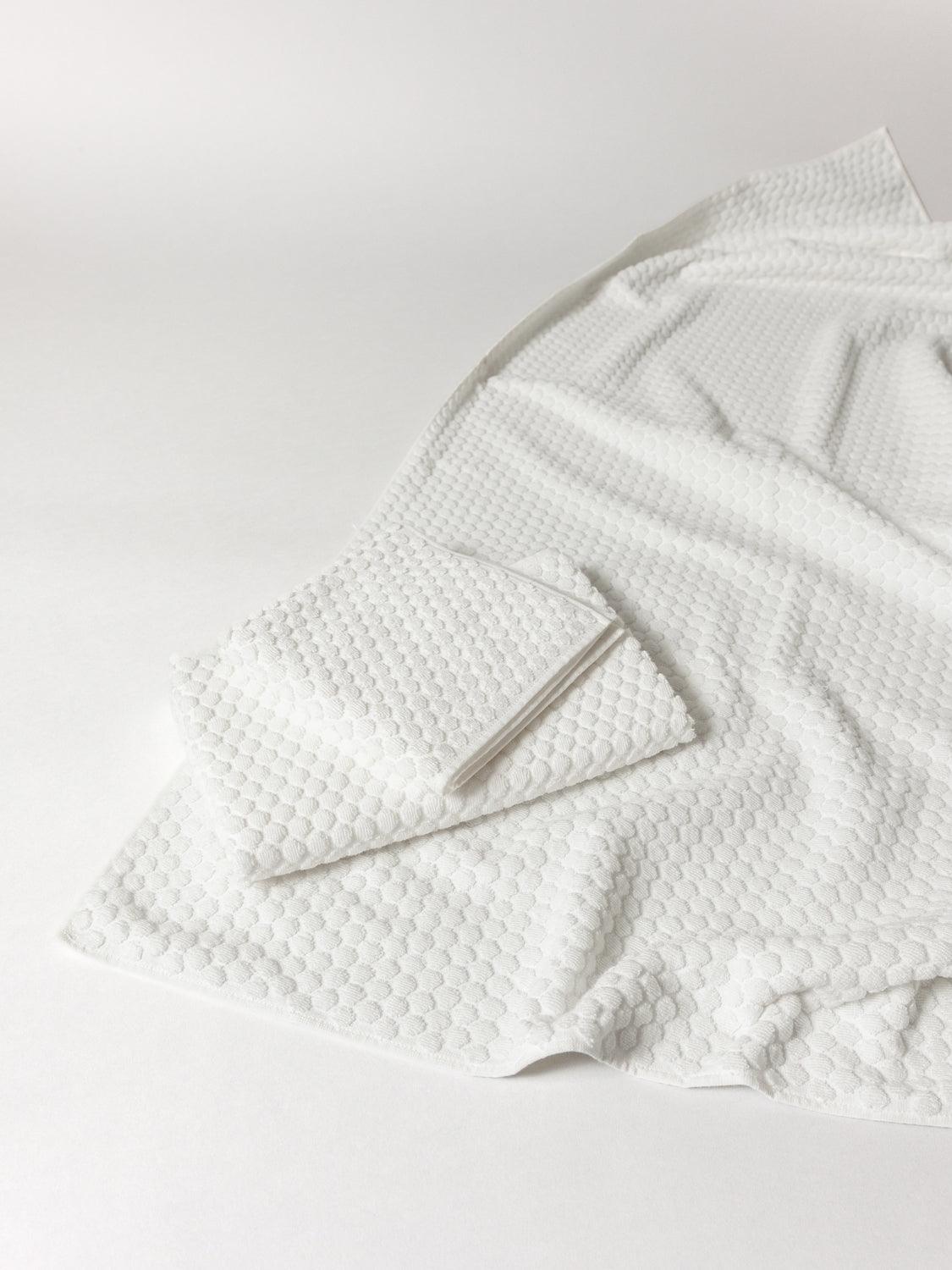Puchi Puchi Towel